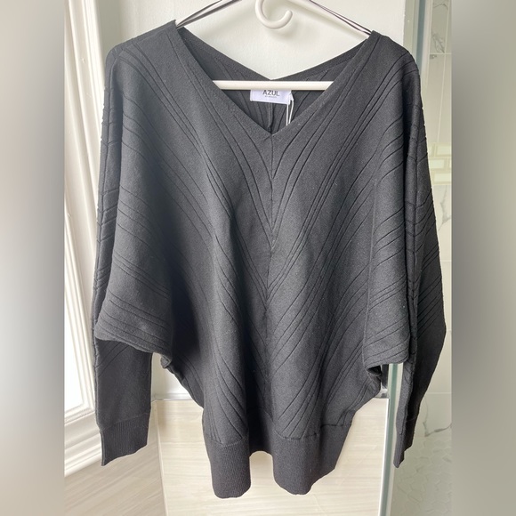 Japanese Brand Azul by Moussy Black Oversized V-Neck Sweater - Picture 4 of 13